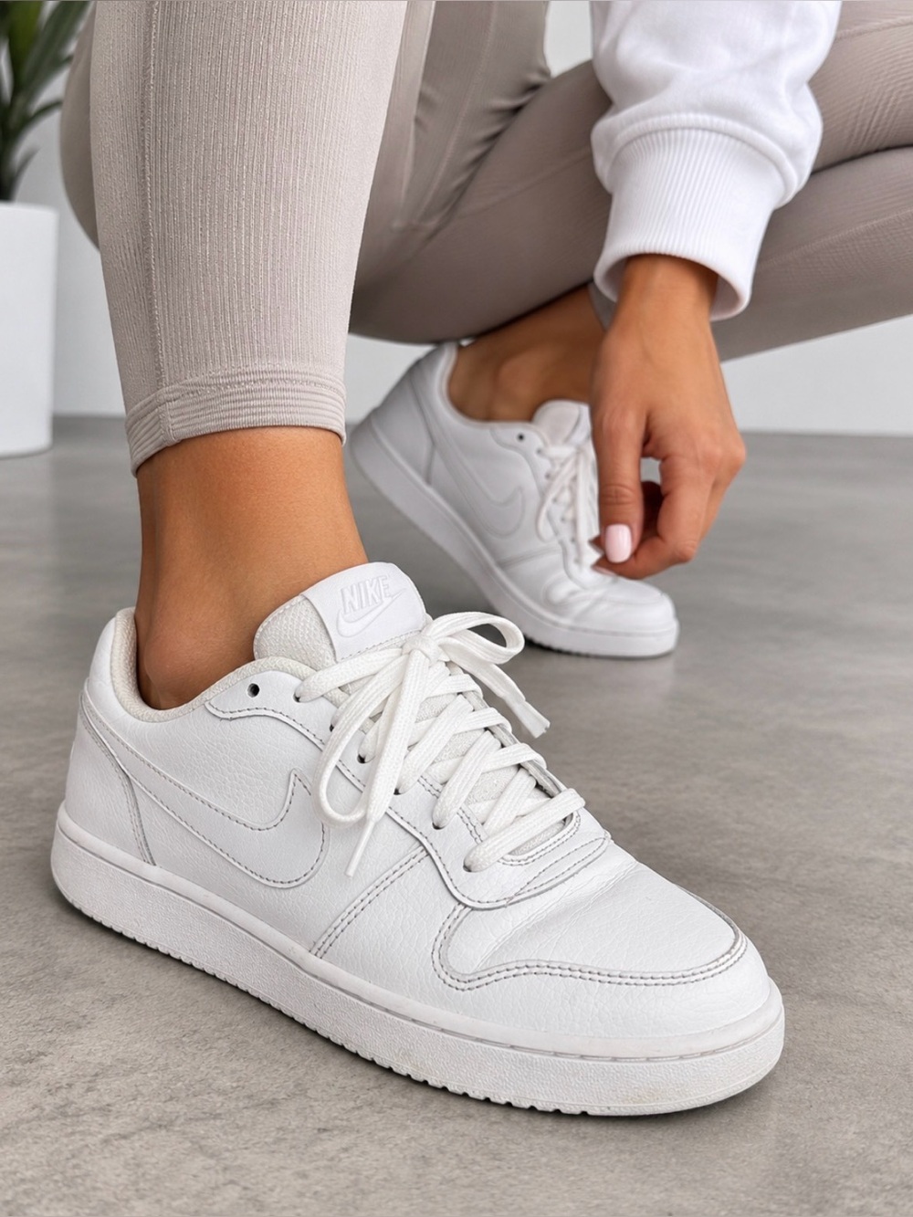 Nike Ebernon Low White Real Leather Sneakers Women’s 6.5